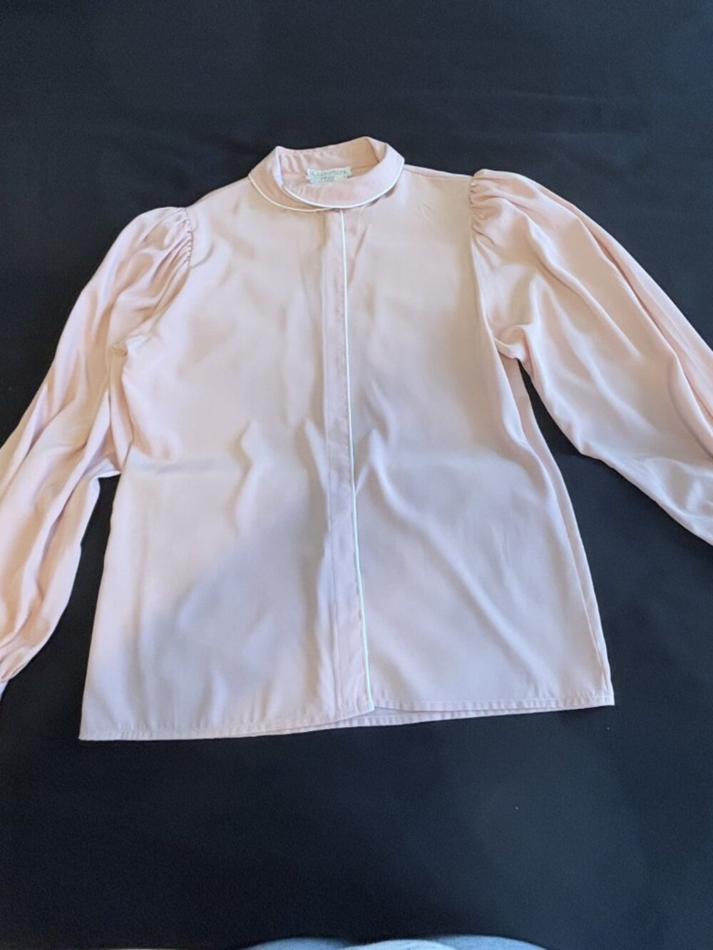 Vintage 1980’s “poet sleeve” blouse. Size 6. Rose pink.